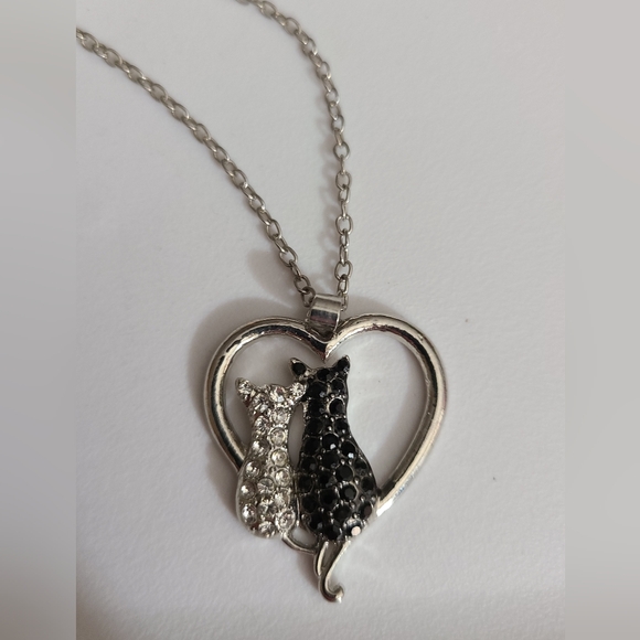 Kitty cat necklace Rhinestones silver costume jewelry euc 21" long - Picture 4 of 5